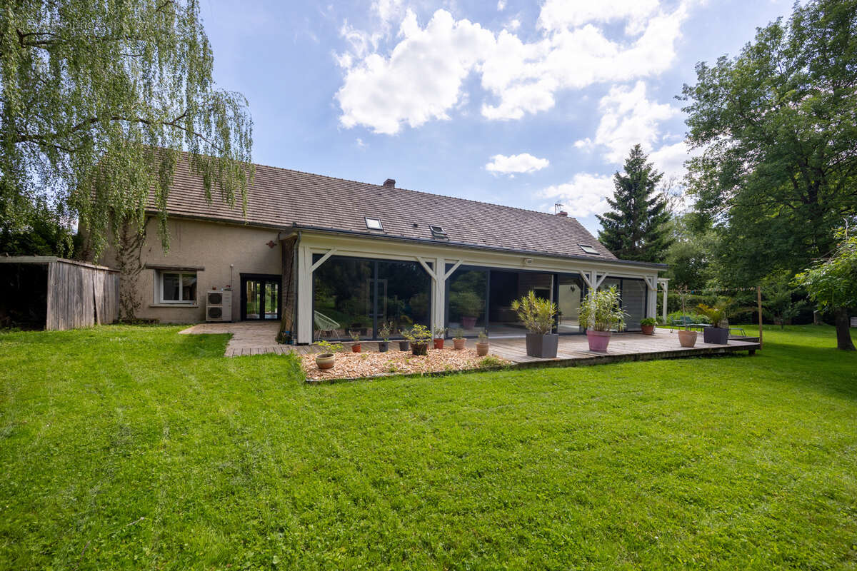 Maison à FONTAINE-SUR-AY