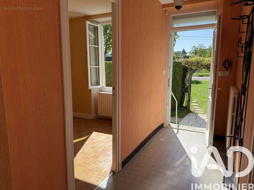 Photo 3 - Maison à SAINT-AMAND-MONTROND