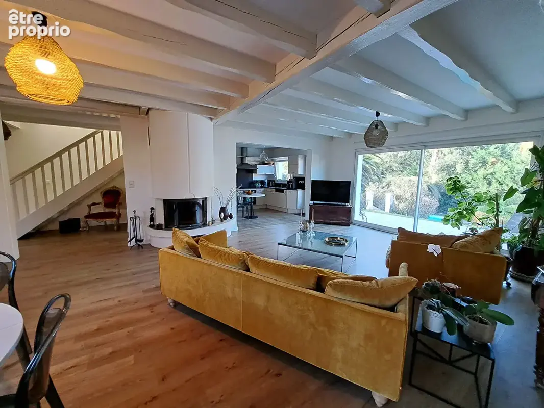 Maison Boucau 7 pièce(s) 179 m2 avec dépendances et piscine - photo 12