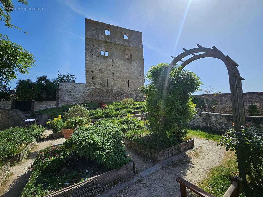 Maison à CONFLANS-SAINTE-HONORINE