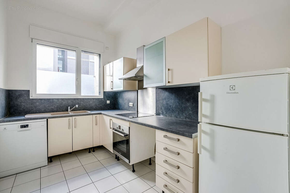 Appartement à PARIS-19E