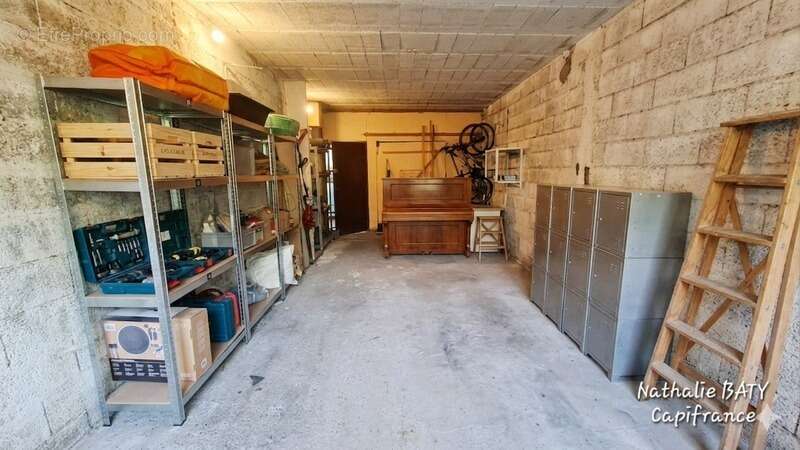Rare à la vente - Spacieux appartement 150 m² – 7 pièces – 4 chambres – Terrasse, balcon, jardin – Dépendances – Ugine - photo 16