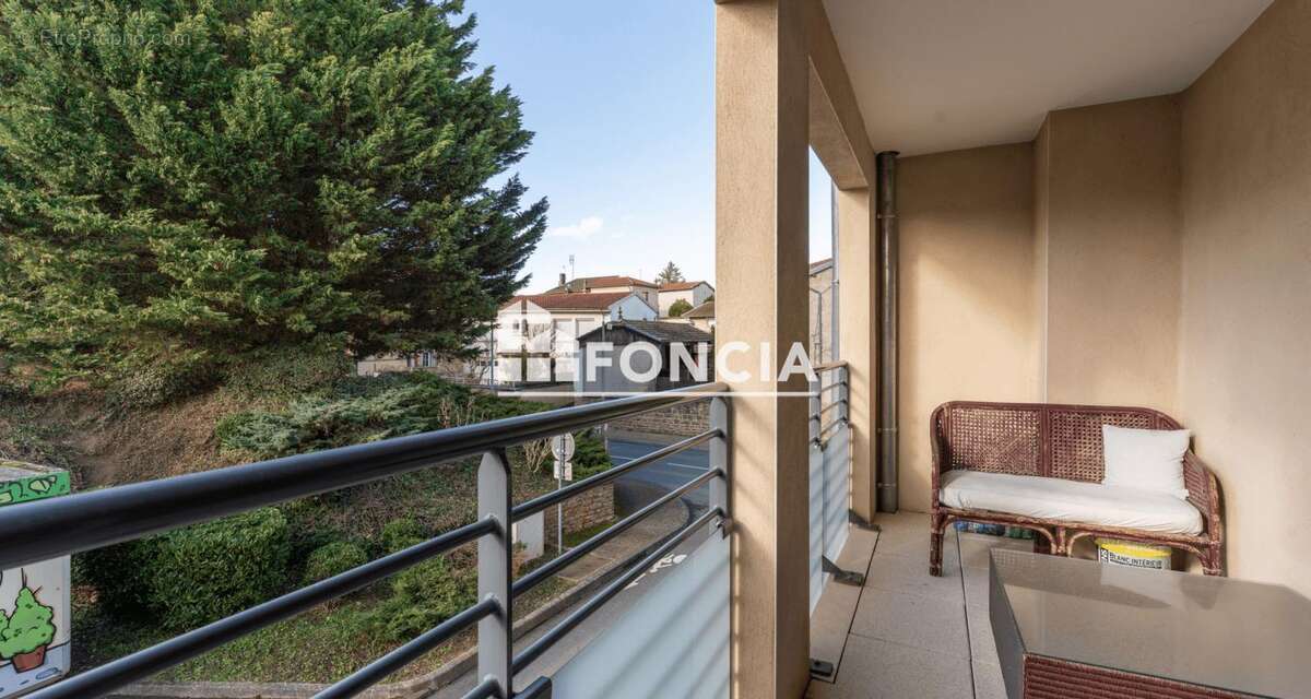 Appartement à MONTANAY
