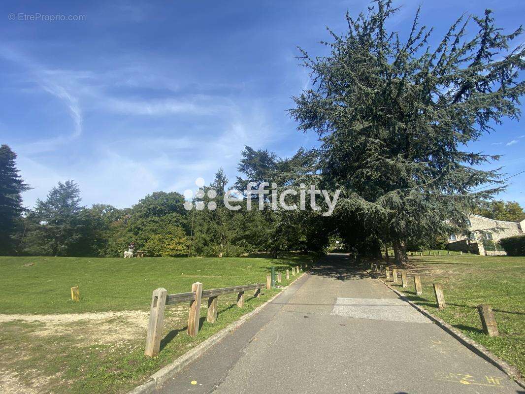Appartement à LE CHESNAY