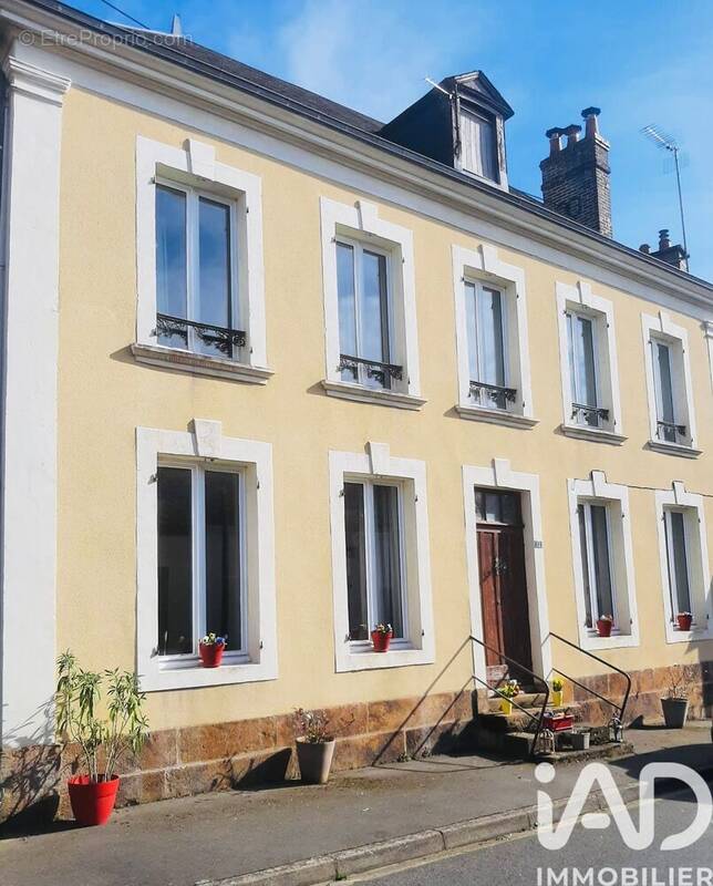 Photo 1 - Maison à BEAUMONT-LES-AUTELS