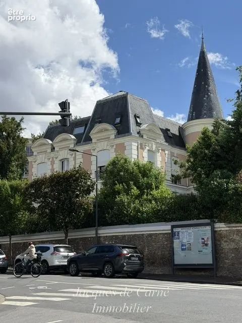 Maison à ISSY-LES-MOULINEAUX