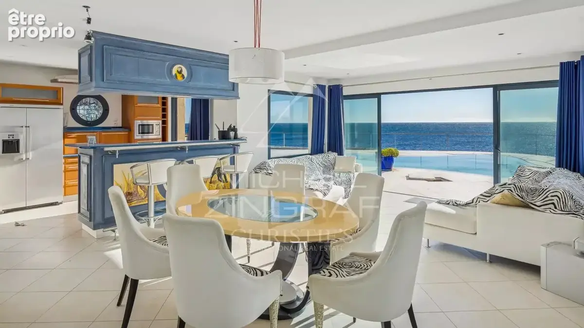 Les Issambres – Villa pieds dans l’eau, accès direct à la mer, plein Sud - photo 7