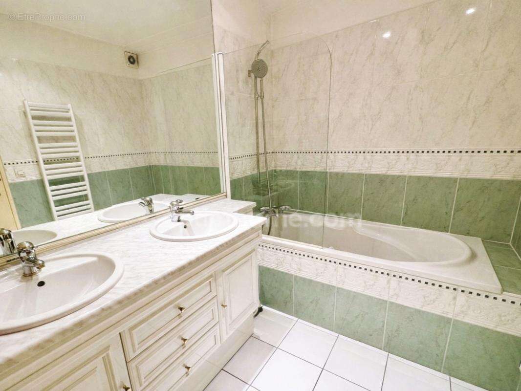Appartement en duplex spacieux et lumimeux - proche centre ville - lisieux (14) - photo 17