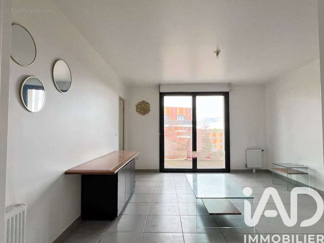 Photo 4 - Appartement à BUSSY-SAINT-GEORGES