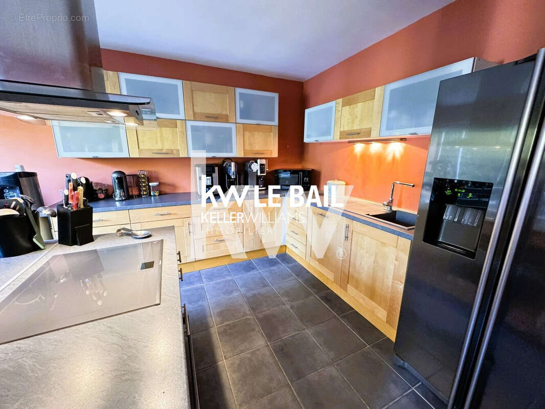 Maison 112 m² à Osny  - photo 2