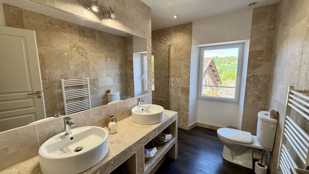 Maison à SAINT-BONNET-DE-VALCLERIEUX