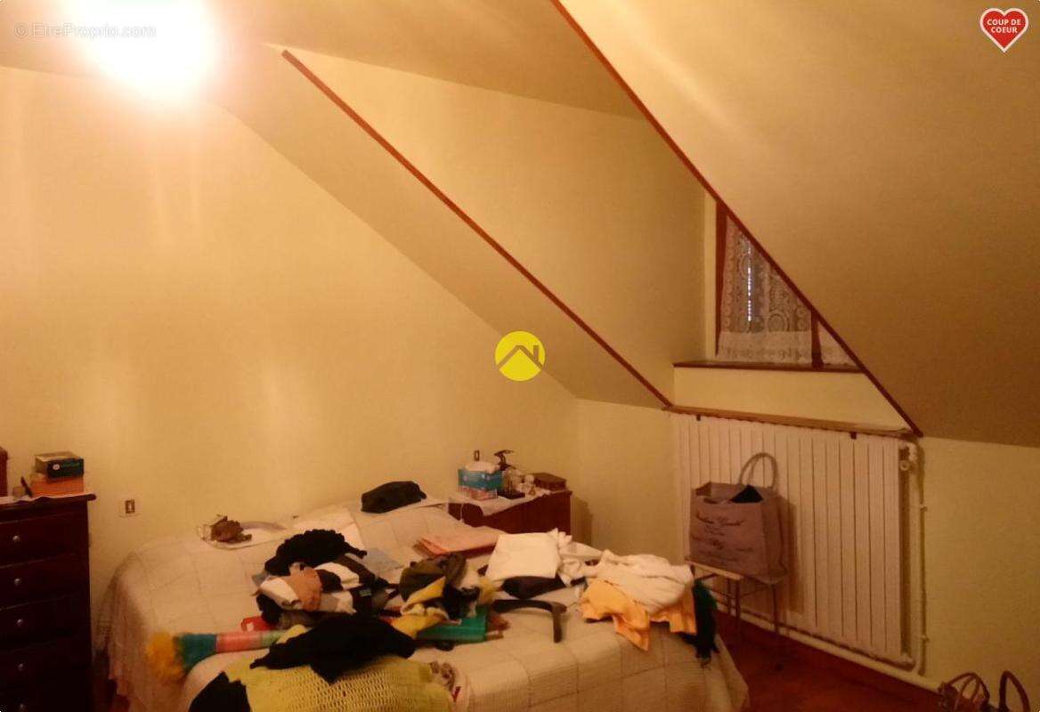 Maison à SAINT-AMAND-MONTROND