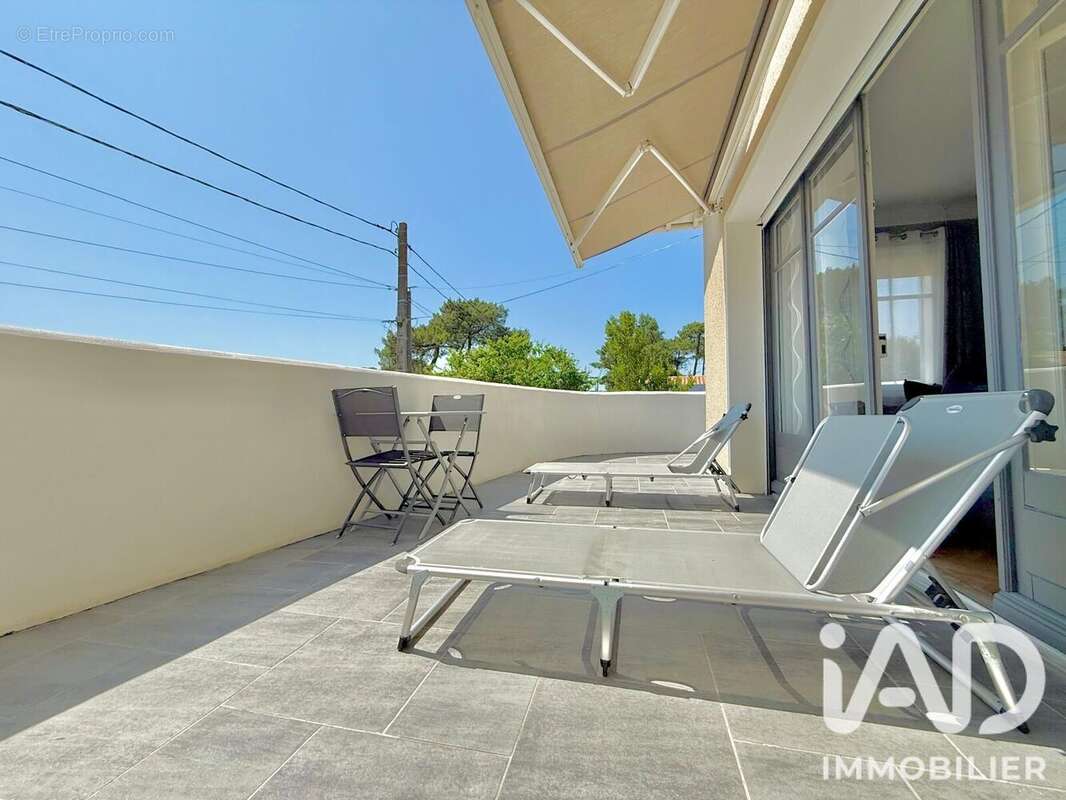 Maison 210 m² à La Tremblade  - photo 3