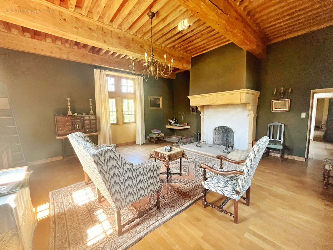 Maison à MORANCE