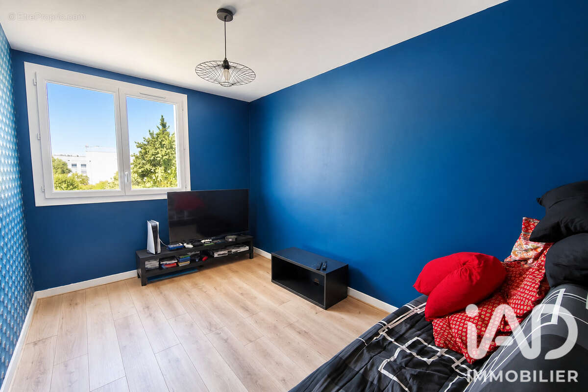 Appartement 60 m² à Laval  - photo 8