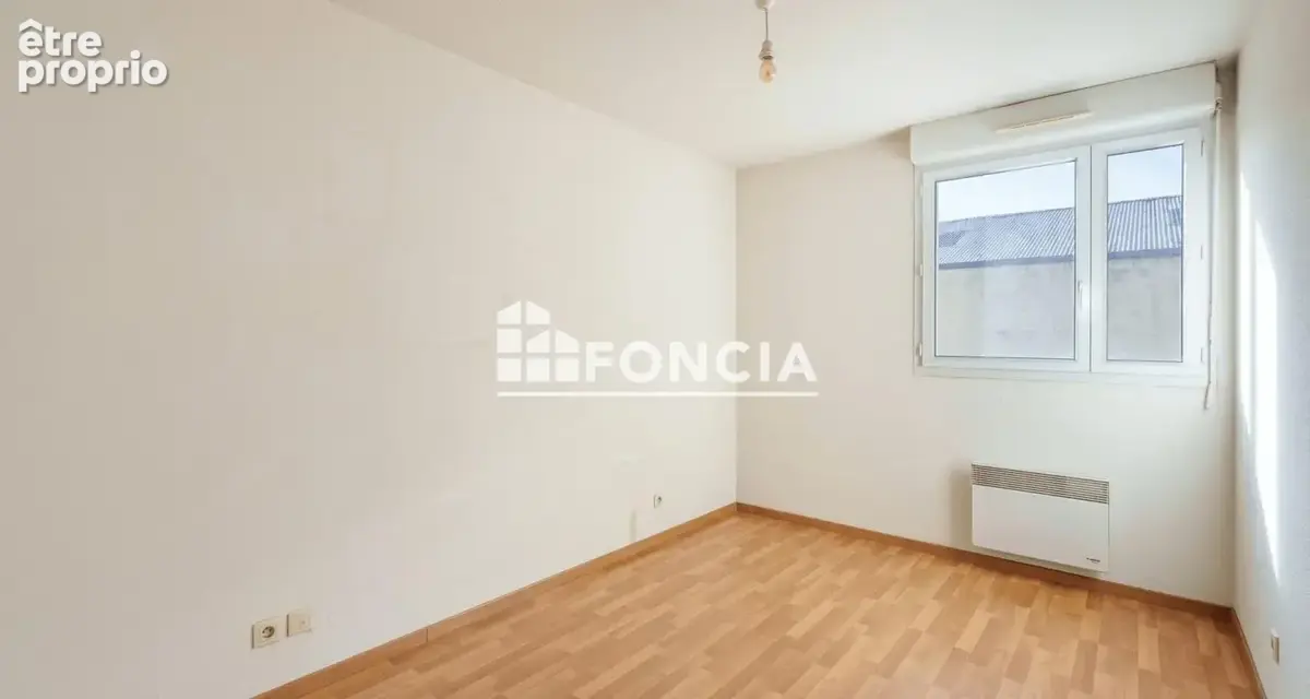 T4 avec Balcon et 2 parkings dans Résidence récente - photo 6