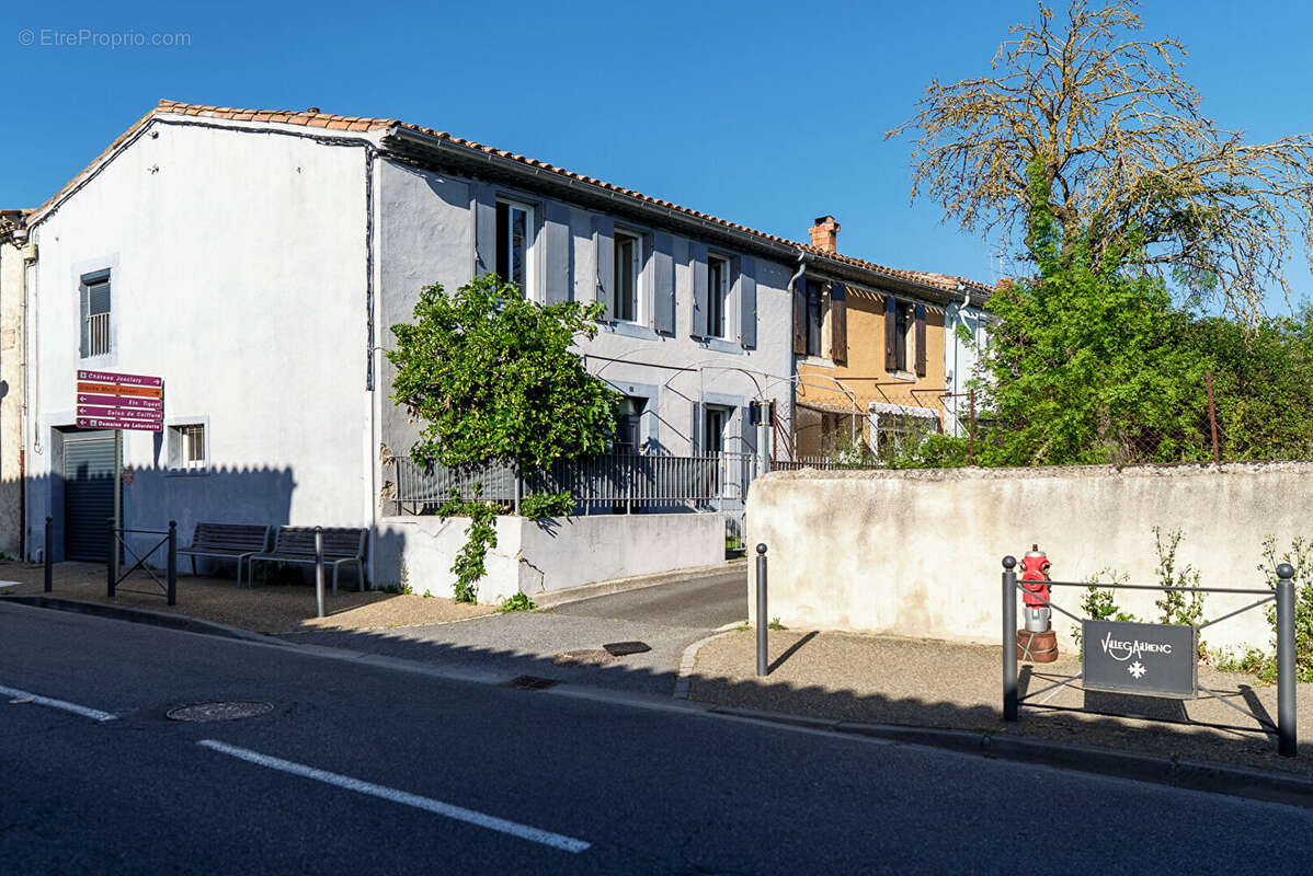 CARCASSONNE - VILLEGAILHENC  Villa T5  148m²  (113m² Hab.) avec garage et grand jardin arboré - photo 18