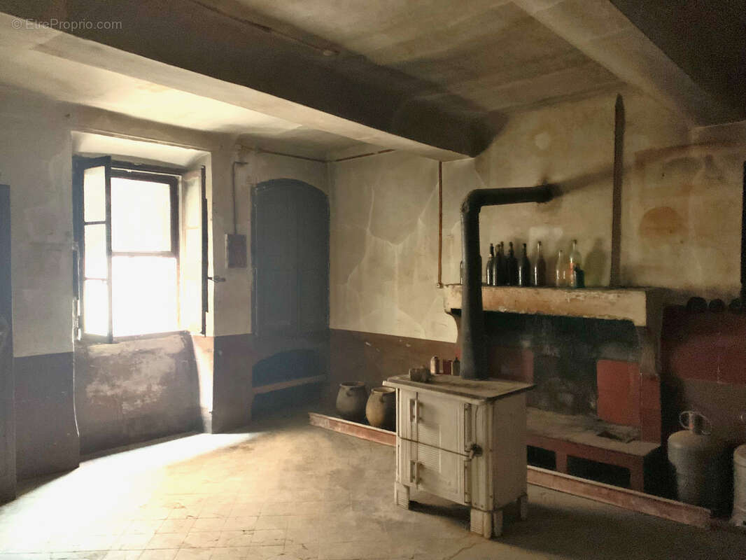 Maison à PONTEVES