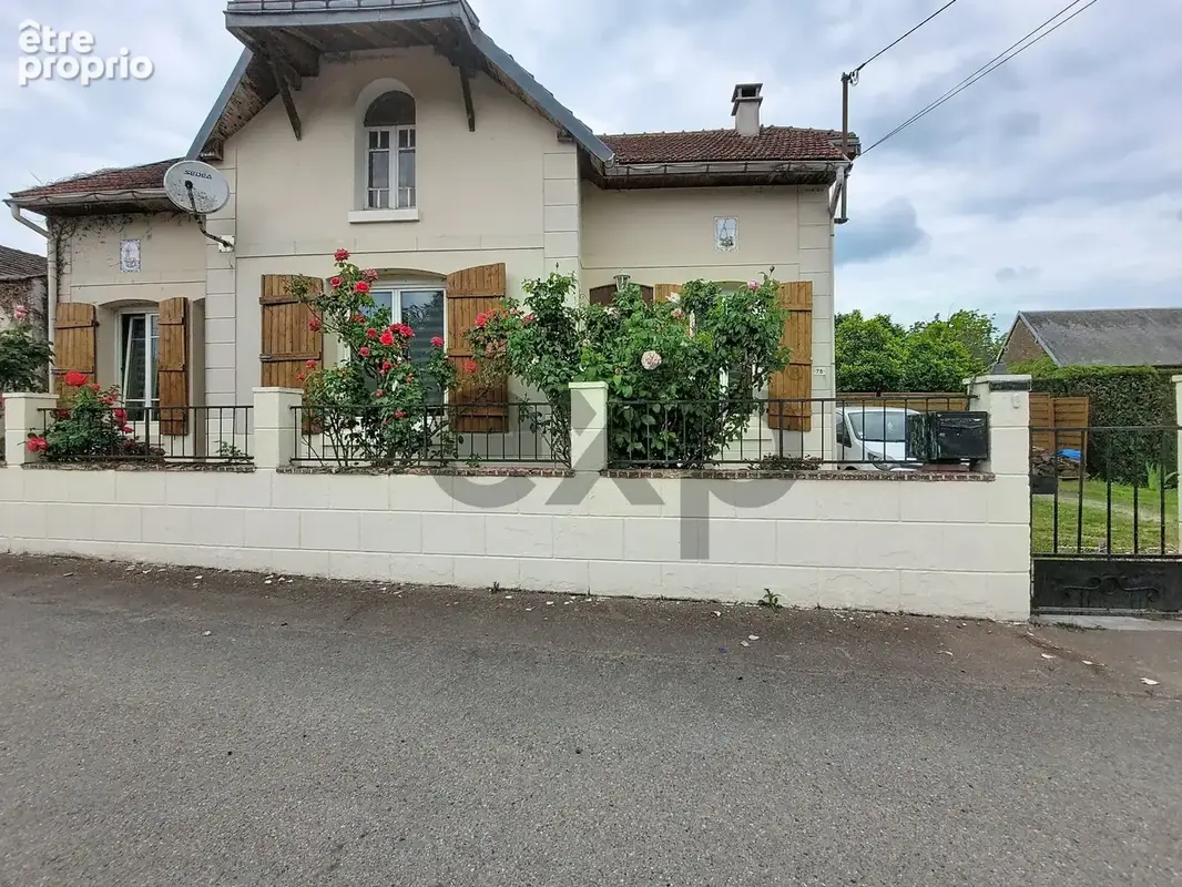 Maison à CHAUNY