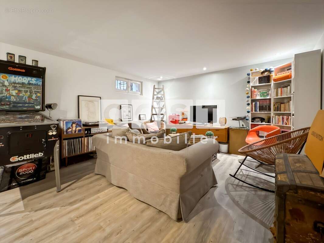 Maison à ASNIERES-SUR-SEINE