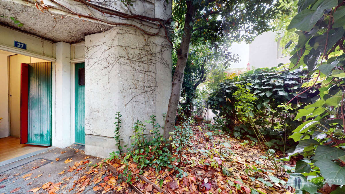 Appartement à SAINT-MARTIN-D'HERES