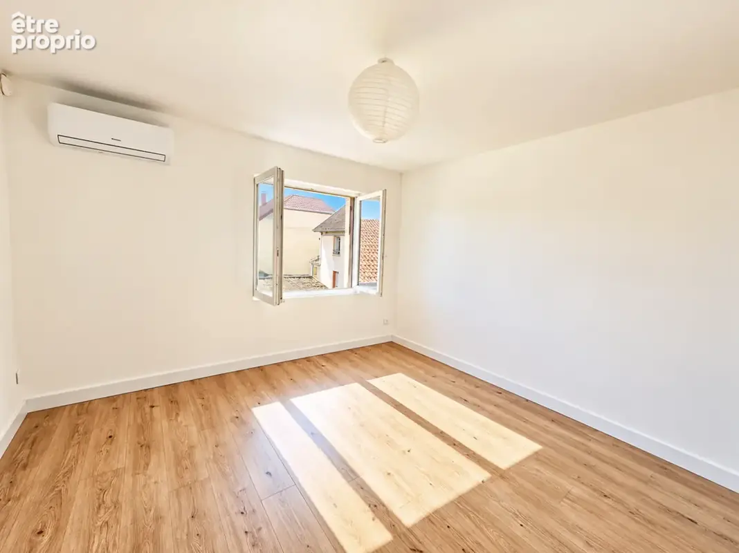 En exclusivité à Ronchamp : Bel appartement rénové de 115 m2 - photo 5