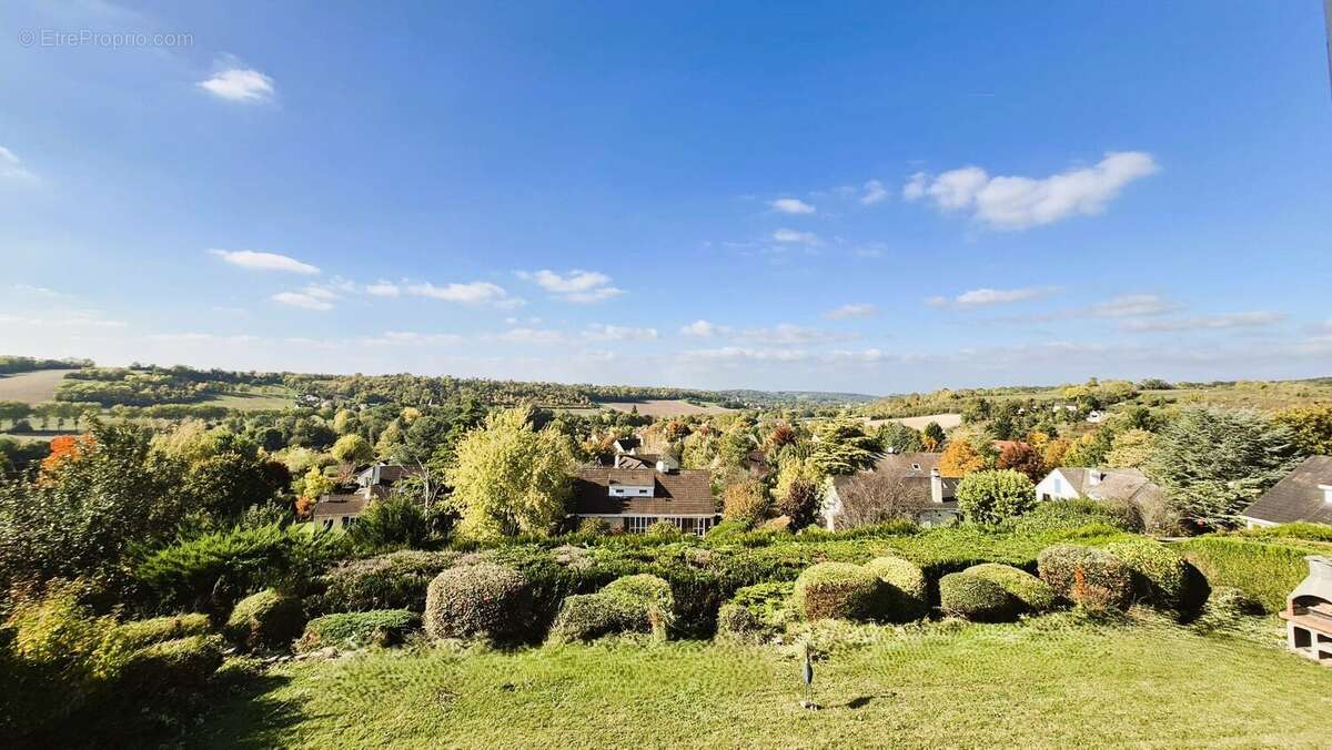 Maison à MAREIL-SUR-MAULDRE