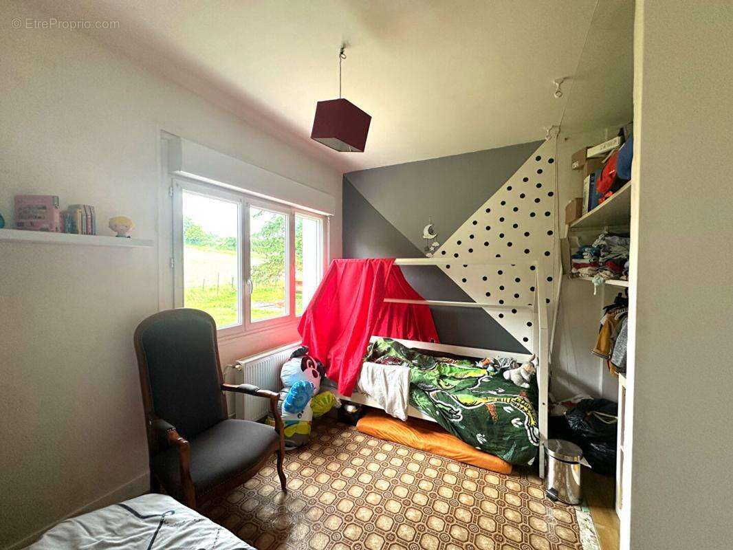 Maison à VICQ-SUR-NAHON