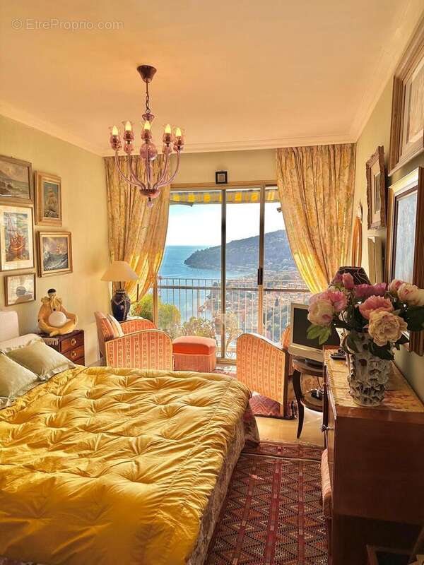 Appartement à VILLEFRANCHE-SUR-MER