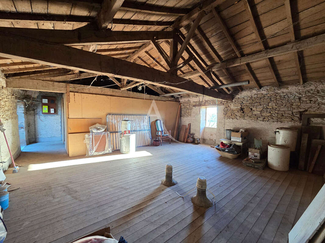 Maison à LE POIRE-SUR-VIE