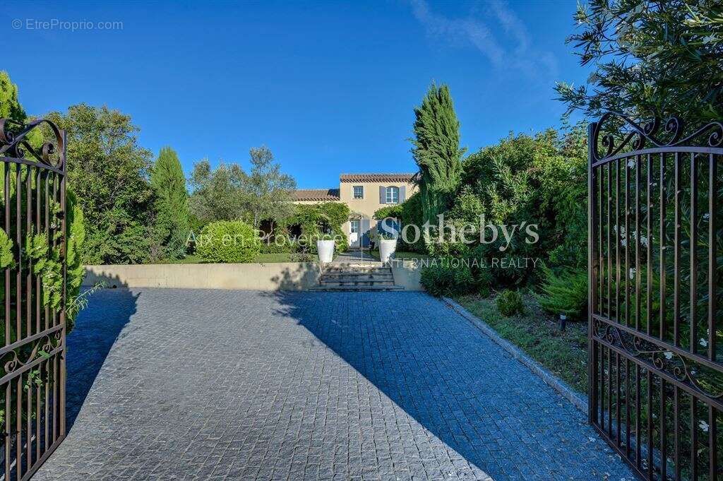 Maison à AIX-EN-PROVENCE