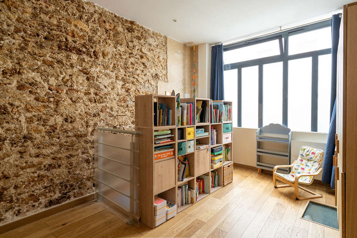 PARIS 12E - Appartement Paris 4 pièce(s) 85 m2 - photo 12