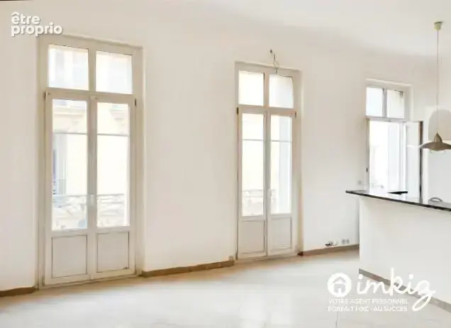 T4 de 80 m² repeint, gros potentiel - photo 9