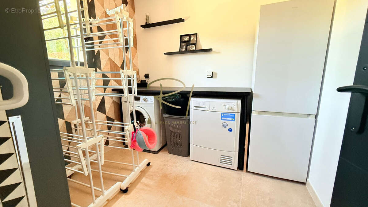 Maison à SAINT-JEAN-DU-PIN