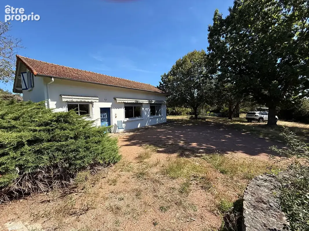 Maison et bungalow Renaison 4 pièce(s) 119 m2 - photo 1