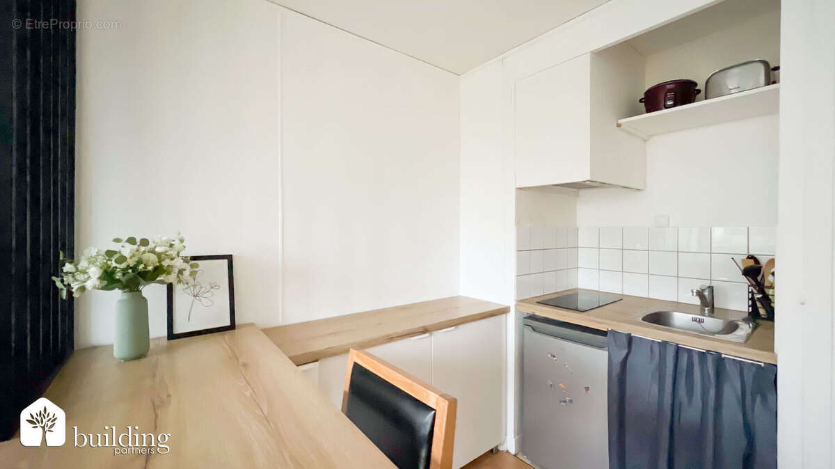 Appartement à PARIS-17E