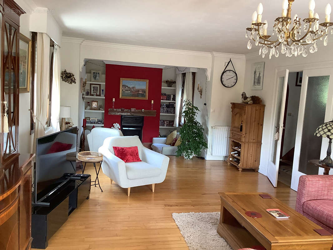 Maison à PLOUGUENAST