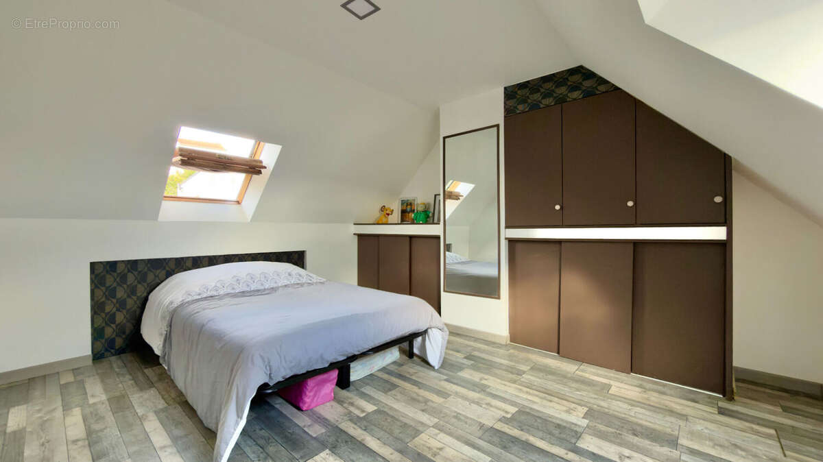 Maison à SAVIGNY-SUR-ORGE