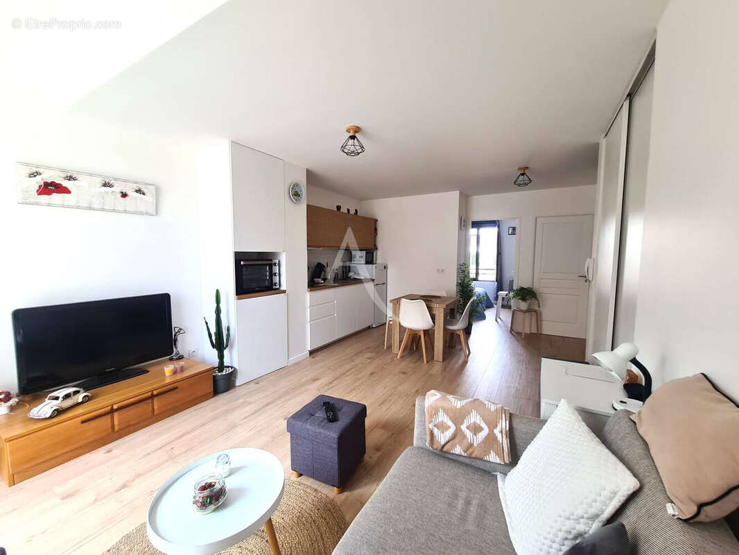Appartement Chevry Cossigny 2 pièce(s) 42.8 m2 - photo 4