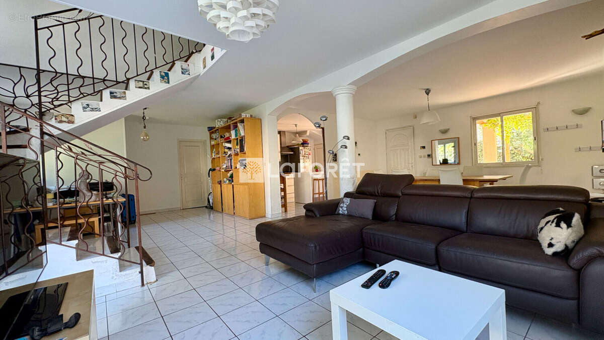 Maison Castelnau Le Lez 6 pièce(s) 125.53 m2 - photo 2