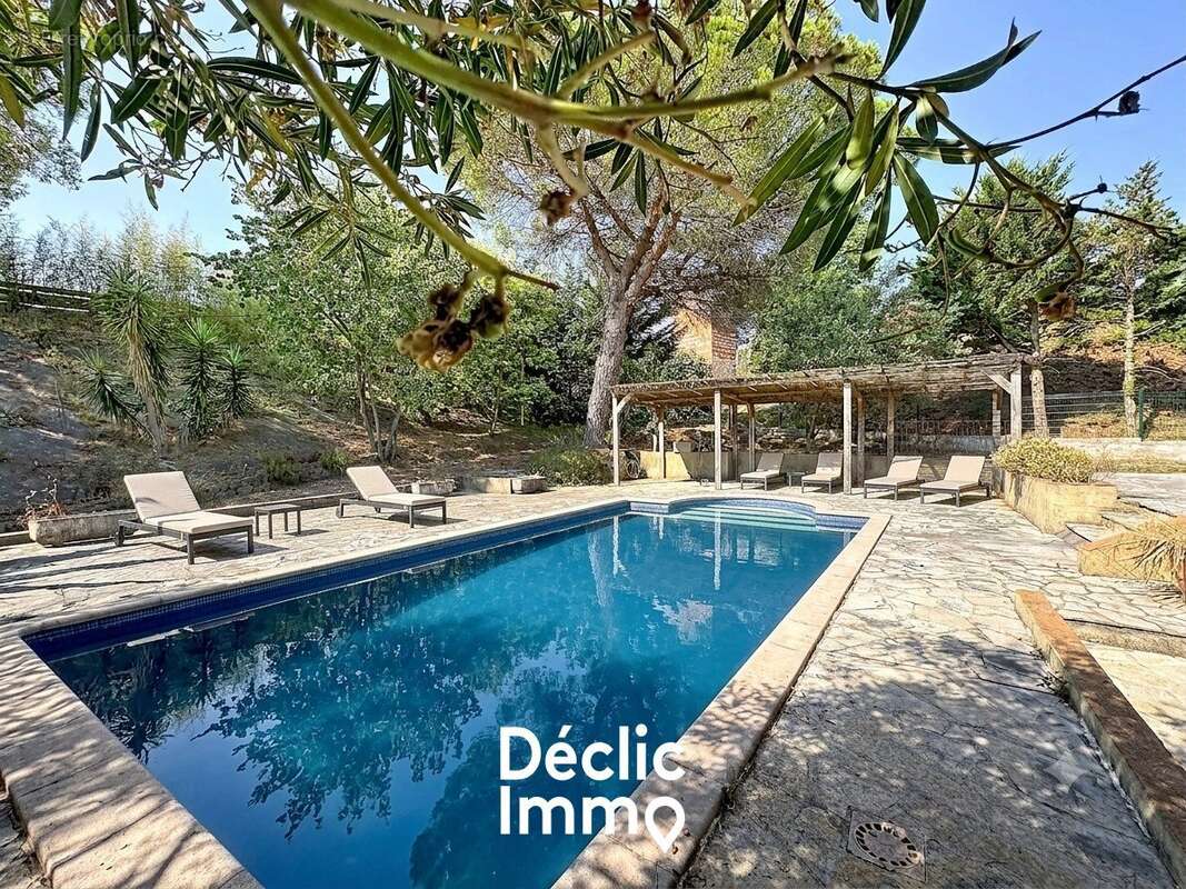Villa - 10 pieces - 6 chambres - piscine - mandelieu-la-napoule - photo 9