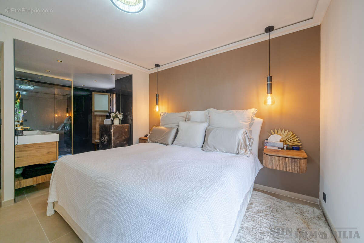 Appartement 94 m² à Cannes  - photo 7