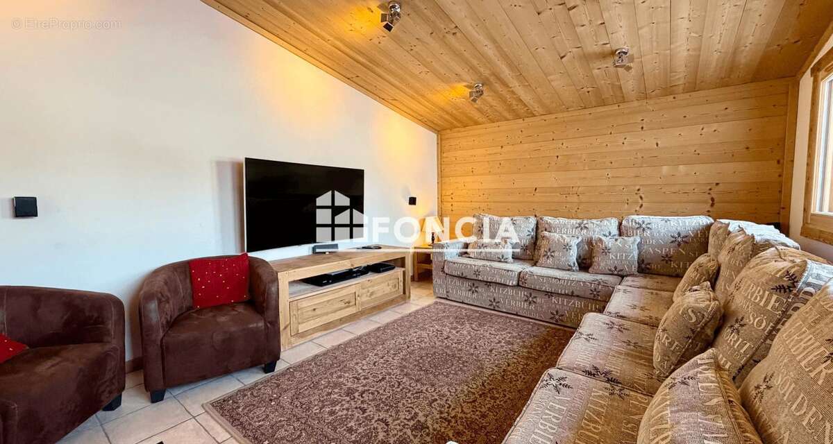 Maison à NOTRE-DAME-DE-BELLECOMBE