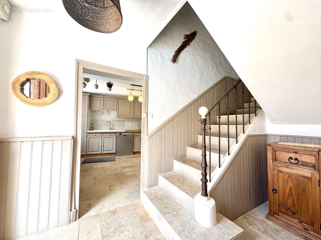 Maison à VAISON-LA-ROMAINE