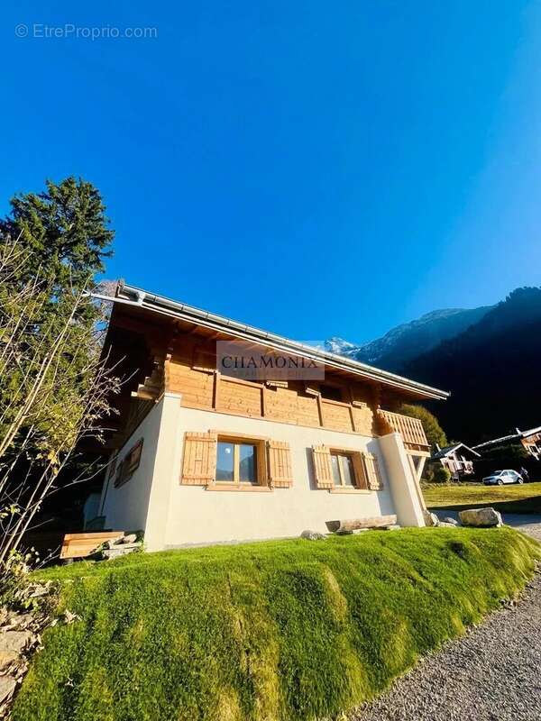 Maison à LES HOUCHES