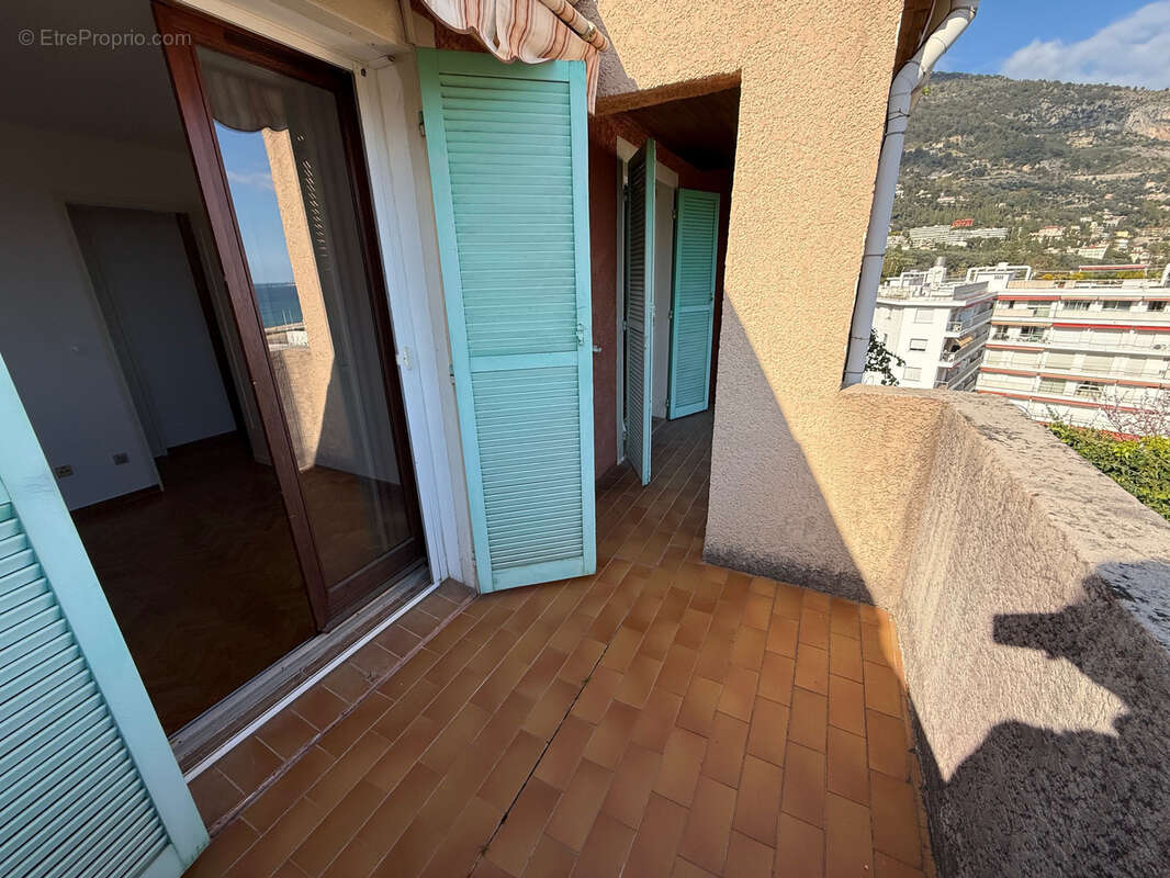 RARE sur Menton Garavan-maison mitoyenne-3 chambres-terrasses-jardin-2 parkings-grande cave-vue mer vieille vi - photo 17