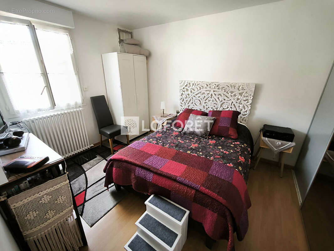 Maison à FOLLAINVILLE-DENNEMONT