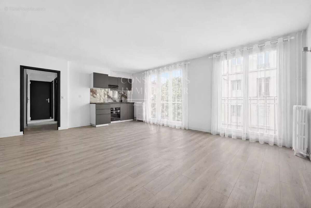 Appartement à LEVALLOIS-PERRET