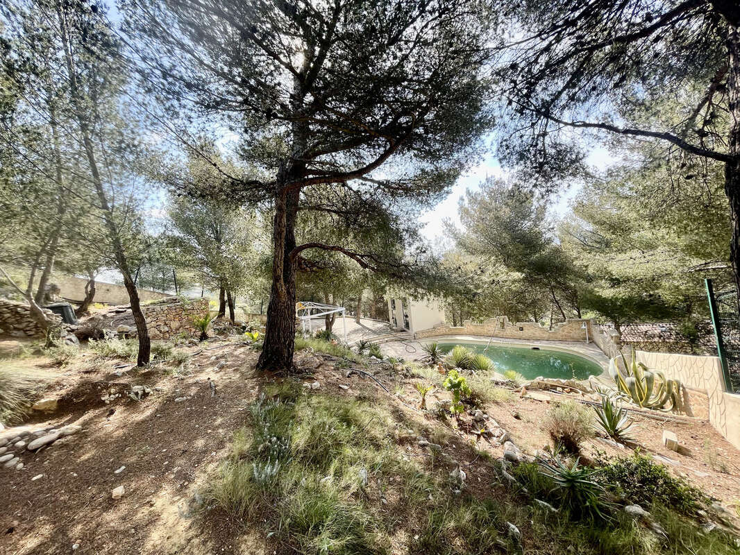 n°2 - Maison à MARSEILLE-13E