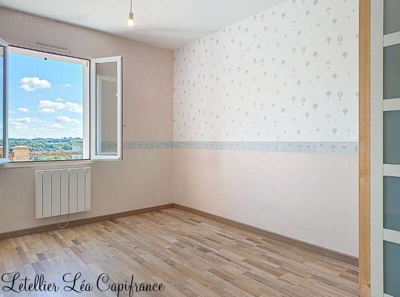 Maison à AZAY-LE-BRULE